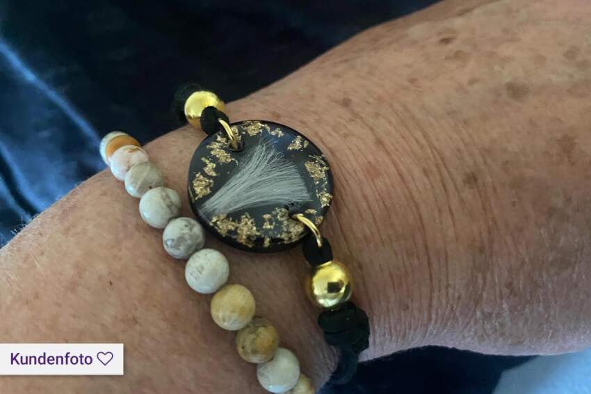 Tierhaar-Armband in gold / Erinnerungsschmuck – Bild 2